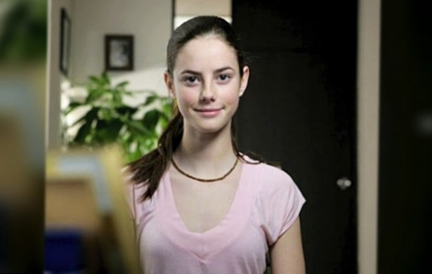 Kaya Scodelario in Moon Kaya Scodelario in Moon