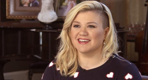 Kelly Clarkson - Height, Weight, Age