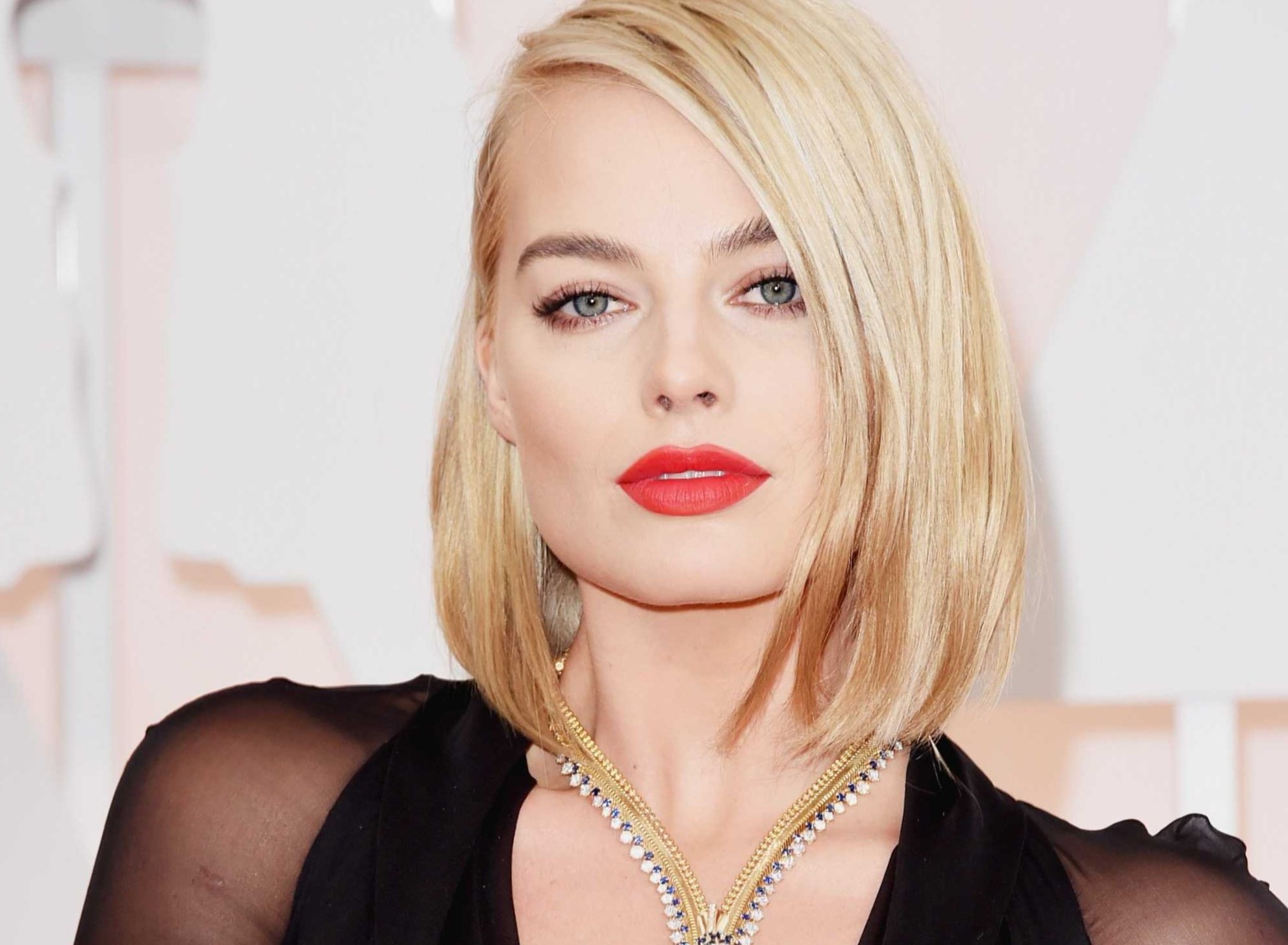 Margot Robbie Height, Weight, Age