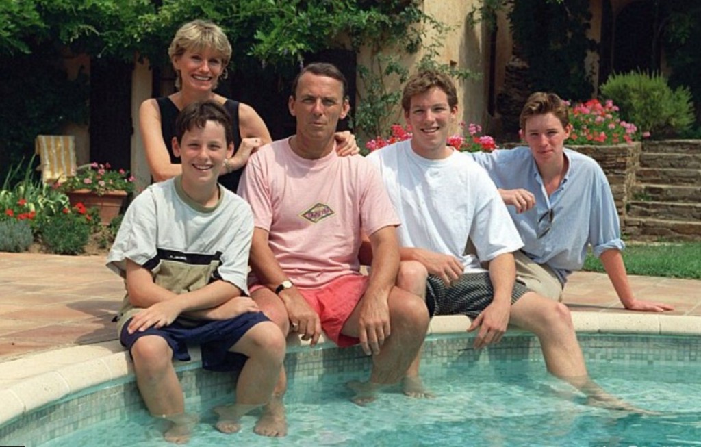 Eddie Redmayne Family