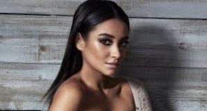 Shay Mitchell Height, Weight, Age