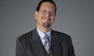 Penn Jillette’s eyes and hair color