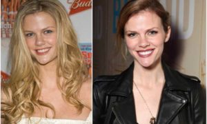 Brooklyn Decker's eyes and hair color