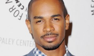 Damon Wayans Jr. eyes and hair color