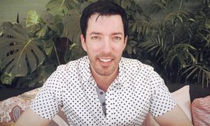 Drew Scott's eyes and hair color