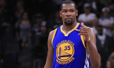 Kevin Durant's eyes and hair color