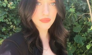 Kat Dennings height,