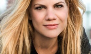 Kristen Johnston