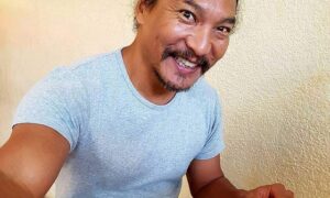Jason Scott Lee body measurements