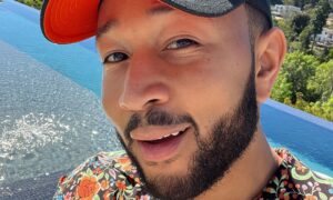 John Legend height, weight.